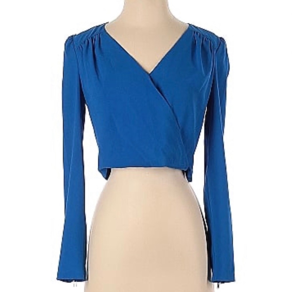 NWOT - Bebe blouse